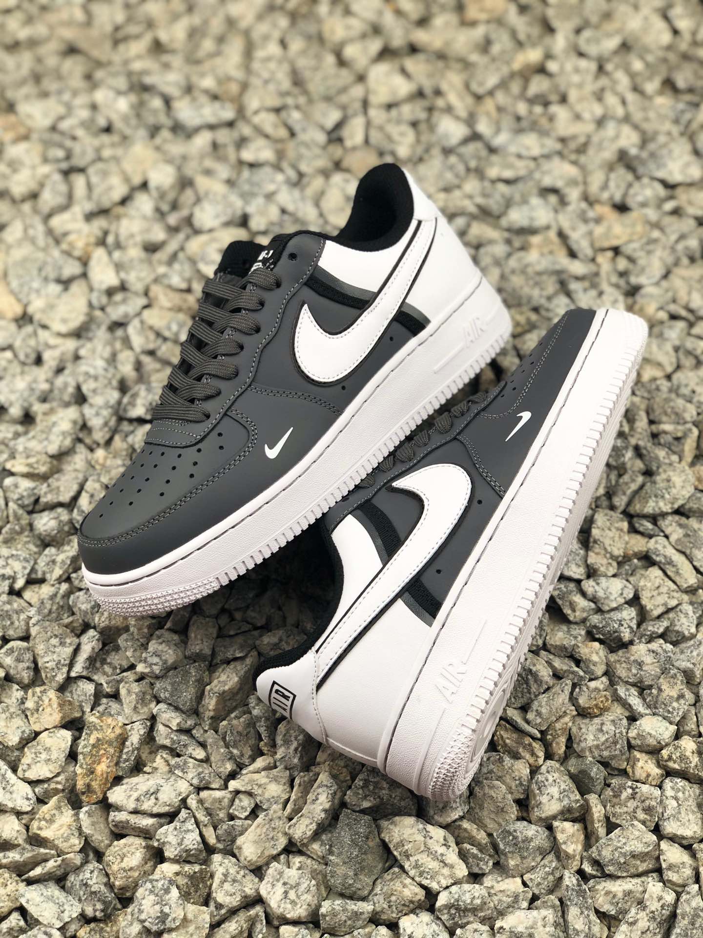 180 新款出货 Nike Air Force 1 Lv8 空军黑白拼色休闲板鞋 CD1756-002 公司级真标半码