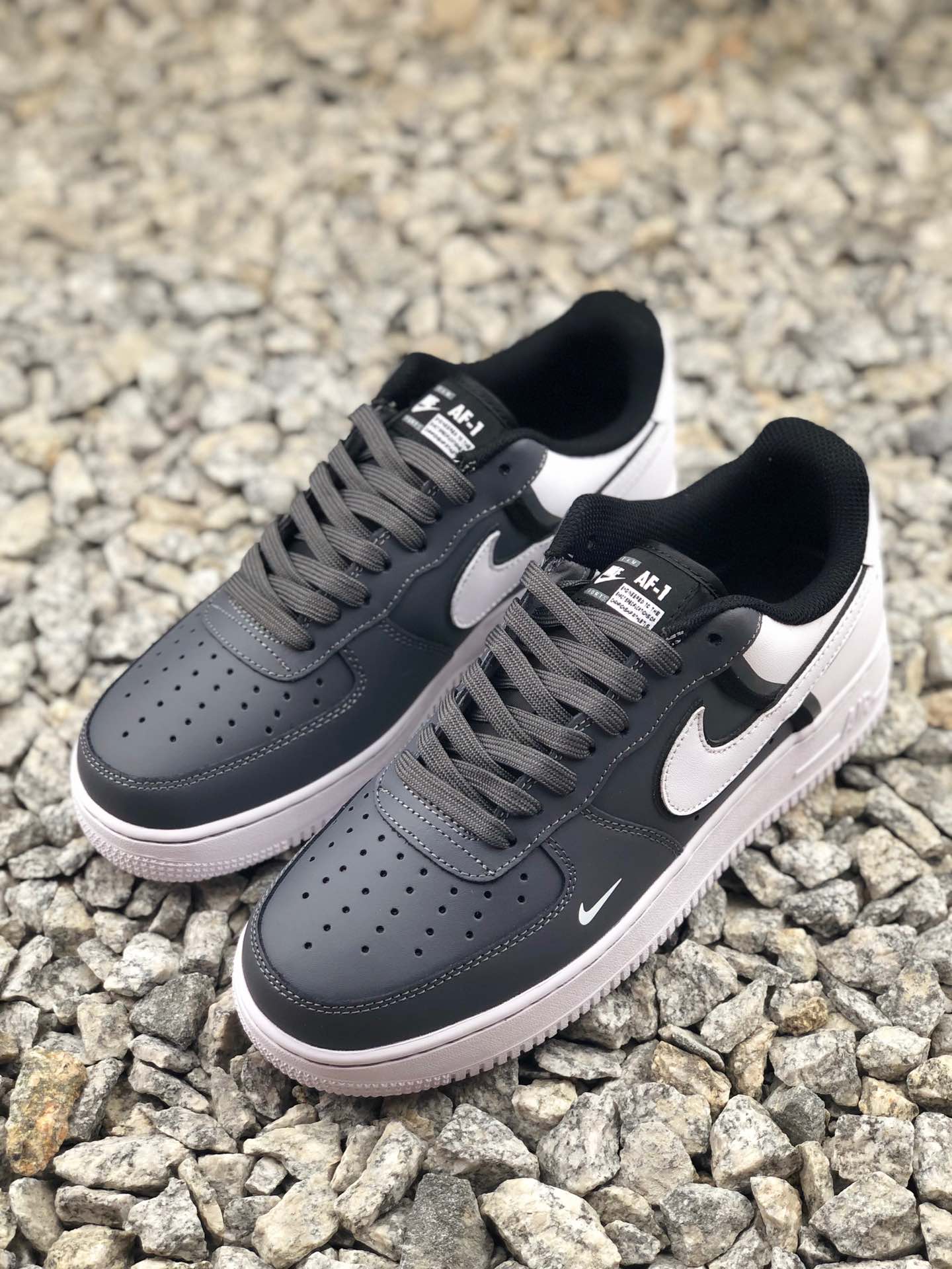 180 新款出货 Nike Air Force 1 Lv8 空军黑白拼色休闲板鞋 CD1756-002 公司级真标半码