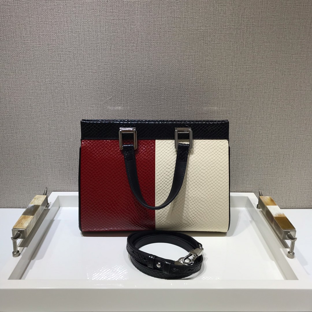 구찌 136881 가방 Gucci Bag 썸네일 이미지