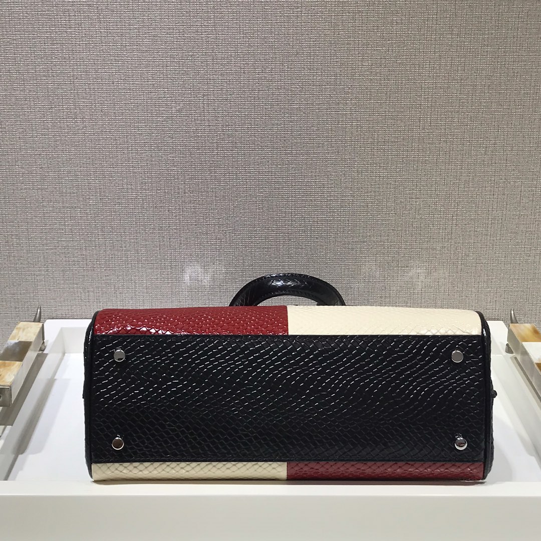 구찌 136881 가방 Gucci Bag 썸네일 이미지