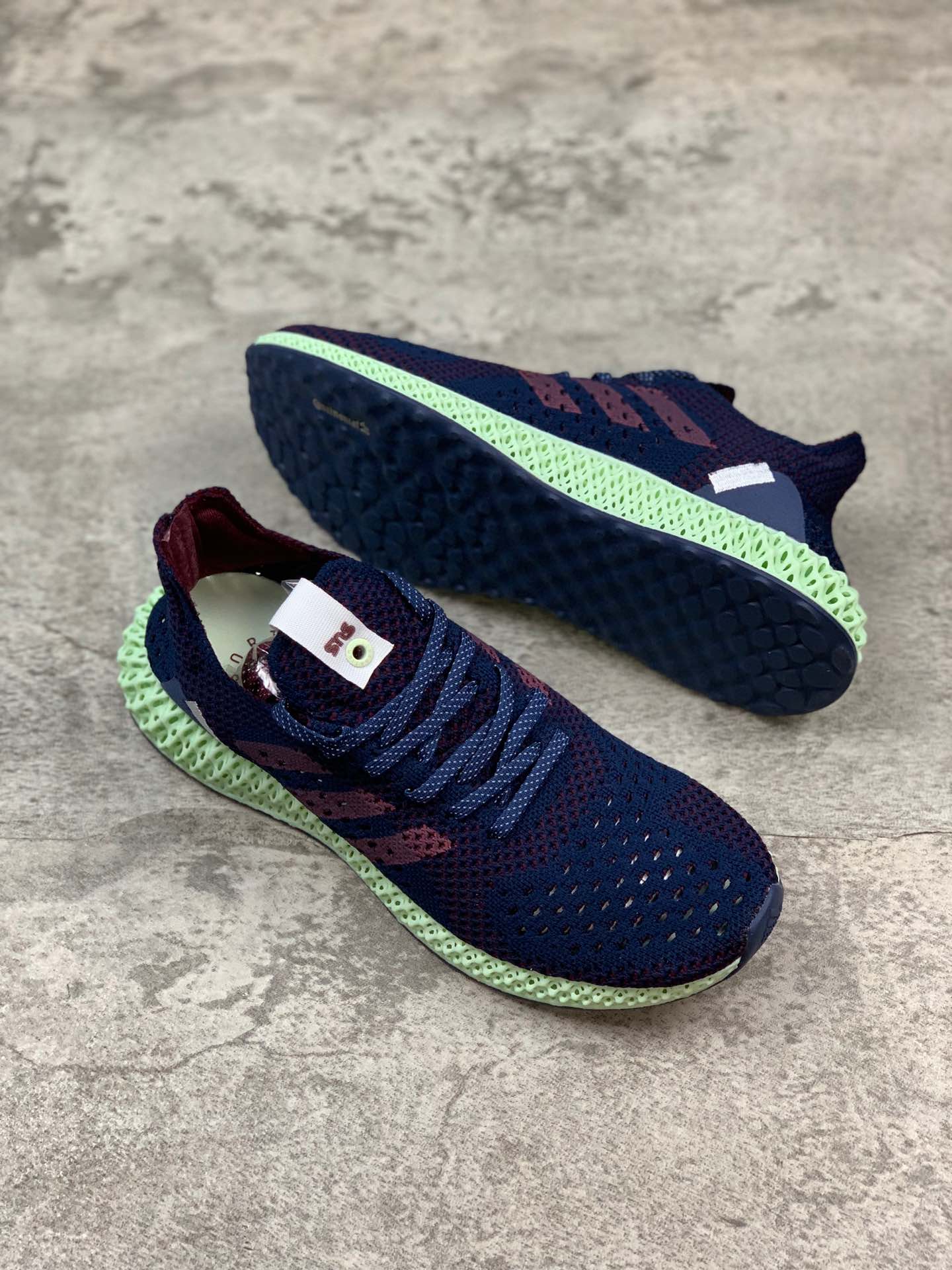 220阿迪达斯真标公司级 4D Adidas Y-3 Runner 4D  解构设计 4D打印跑鞋 载备受瞩目的 4D