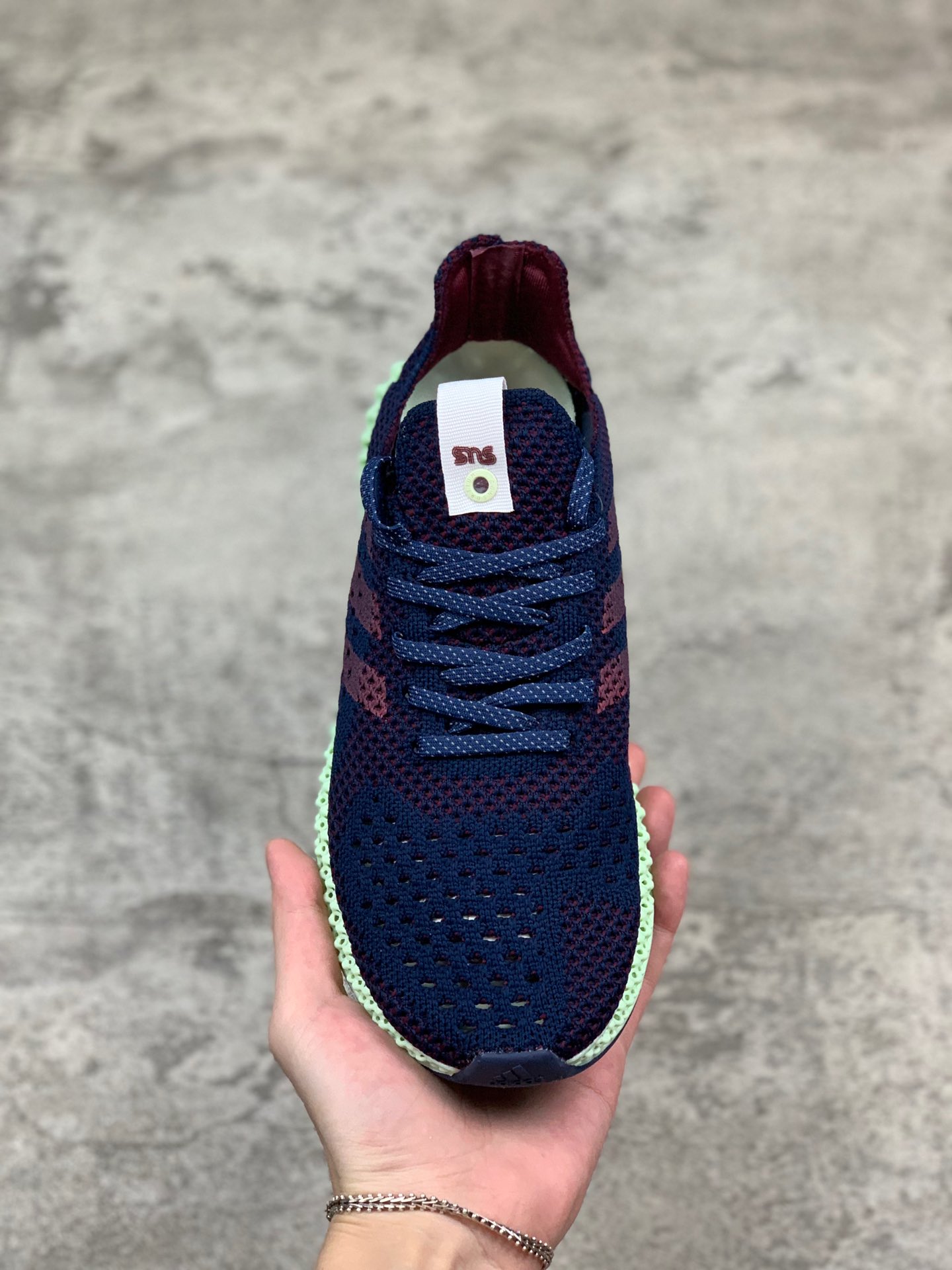 220阿迪达斯真标公司级 4D Adidas Y-3 Runner 4D  解构设计 4D打印跑鞋 载备受瞩目的 4D