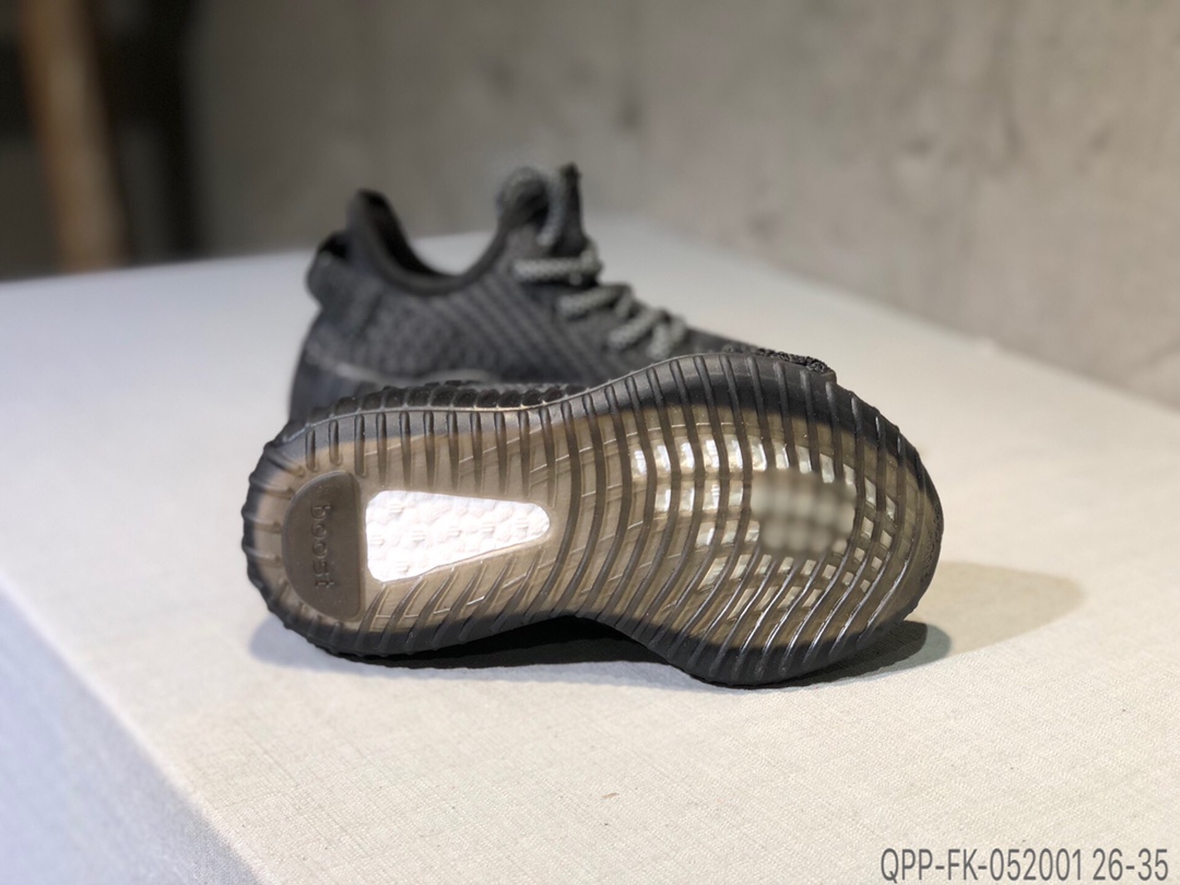 110萌娃必备  Adidas Yeezy 350v2 椰子童鞋