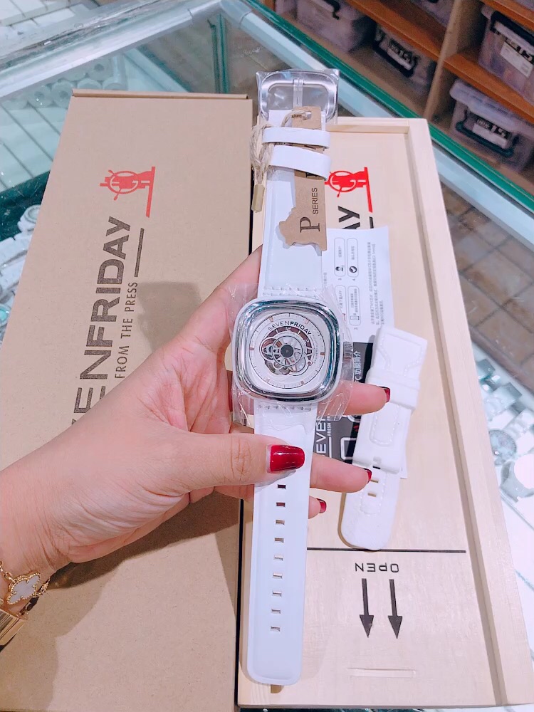 [SevenFriday Watches]
