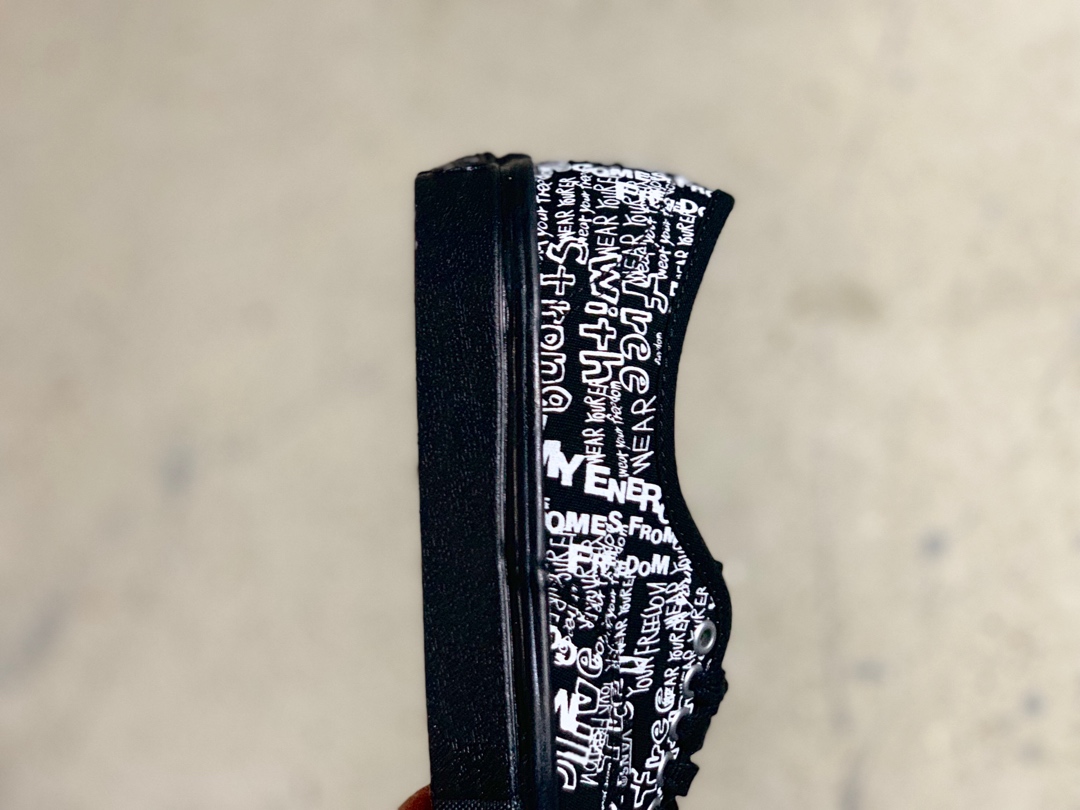 180Vans 万斯/范斯 X CDG 川久保玲19限定联名 Authentic 硫化休闲板鞋