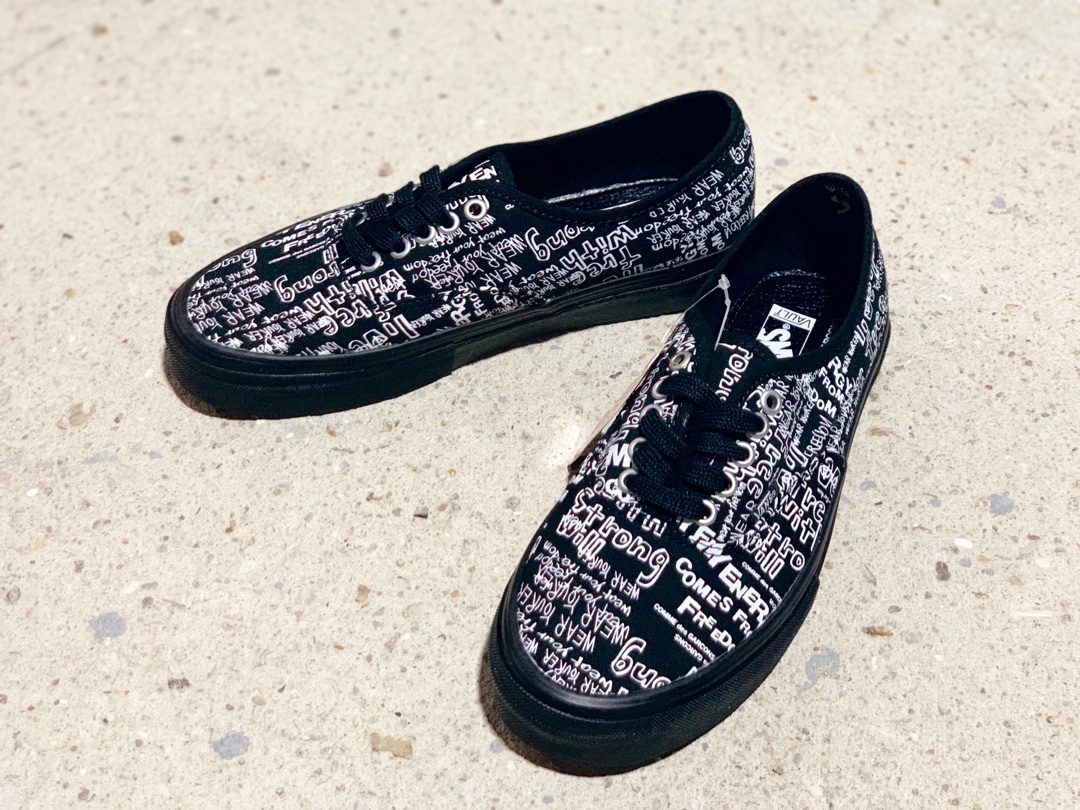 180Vans 万斯/范斯 X CDG 川久保玲19限定联名 Authentic 硫化休闲板鞋