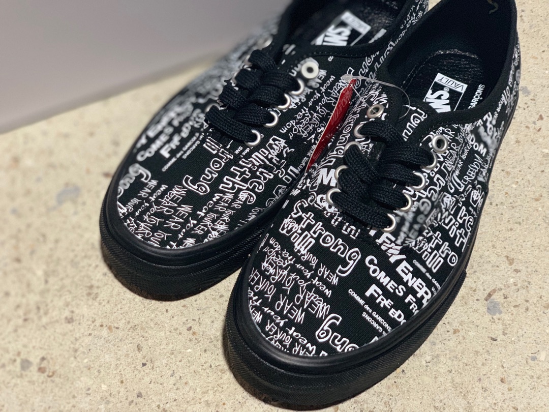 180Vans 万斯/范斯 X CDG 川久保玲19限定联名 Authentic 硫化休闲板鞋