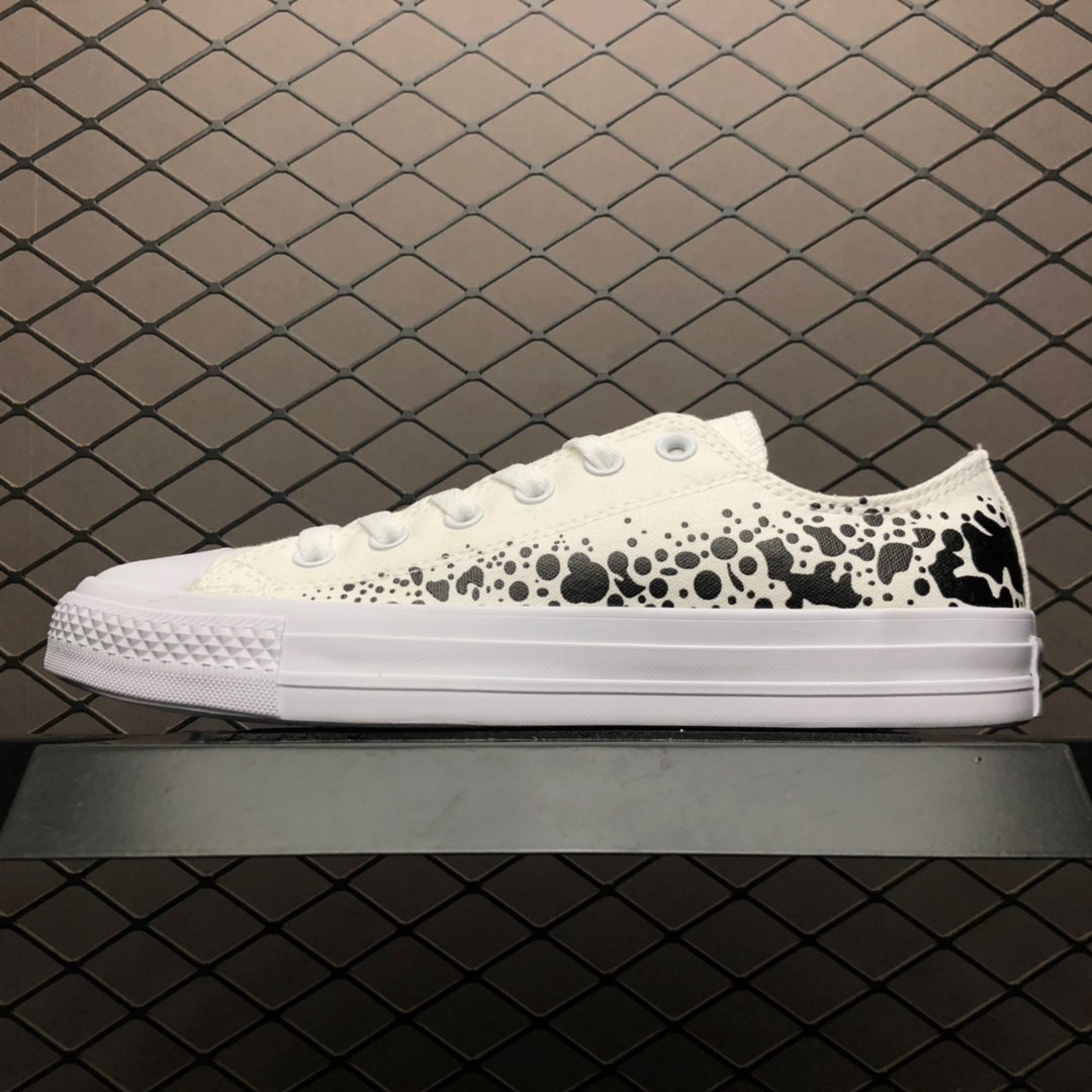 150 匡威converse all star sp ox 白色鞋面印上黑色波点还原了Converse的经典之作