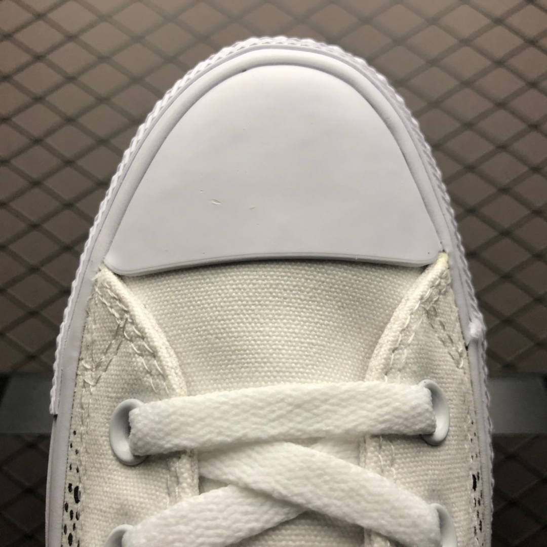 150 匡威converse all star sp ox 白色鞋面印上黑色波点还原了Converse的经典之作