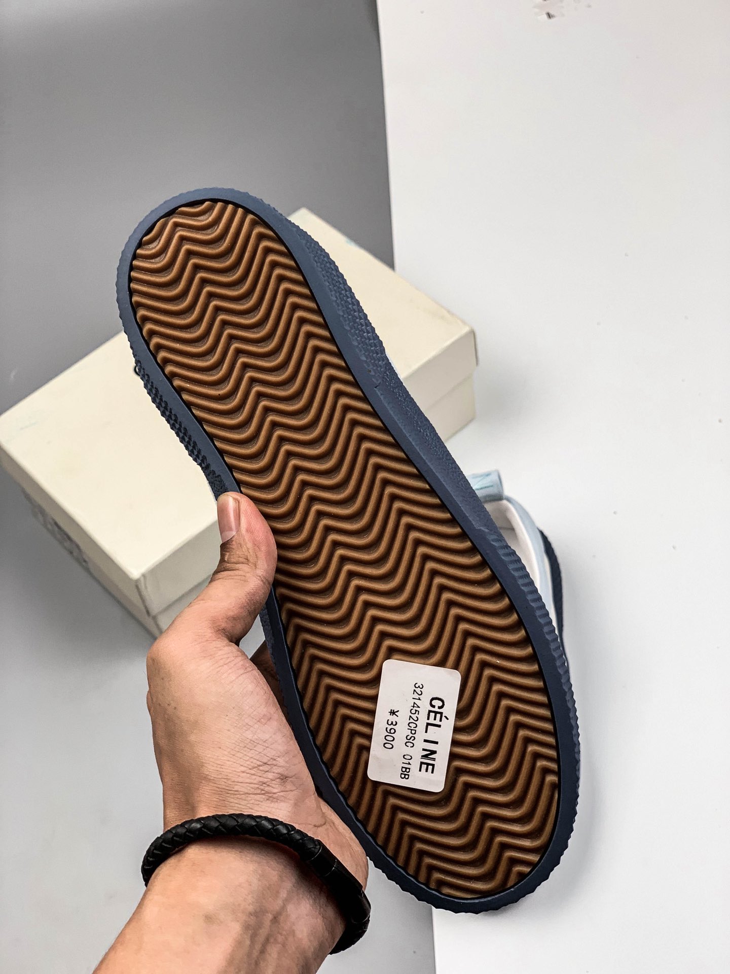 99 Celine 赛琳 19SS小白鞋 网红爆款  CE帆布复古鞋 国内都无现货 秋夏百搭款