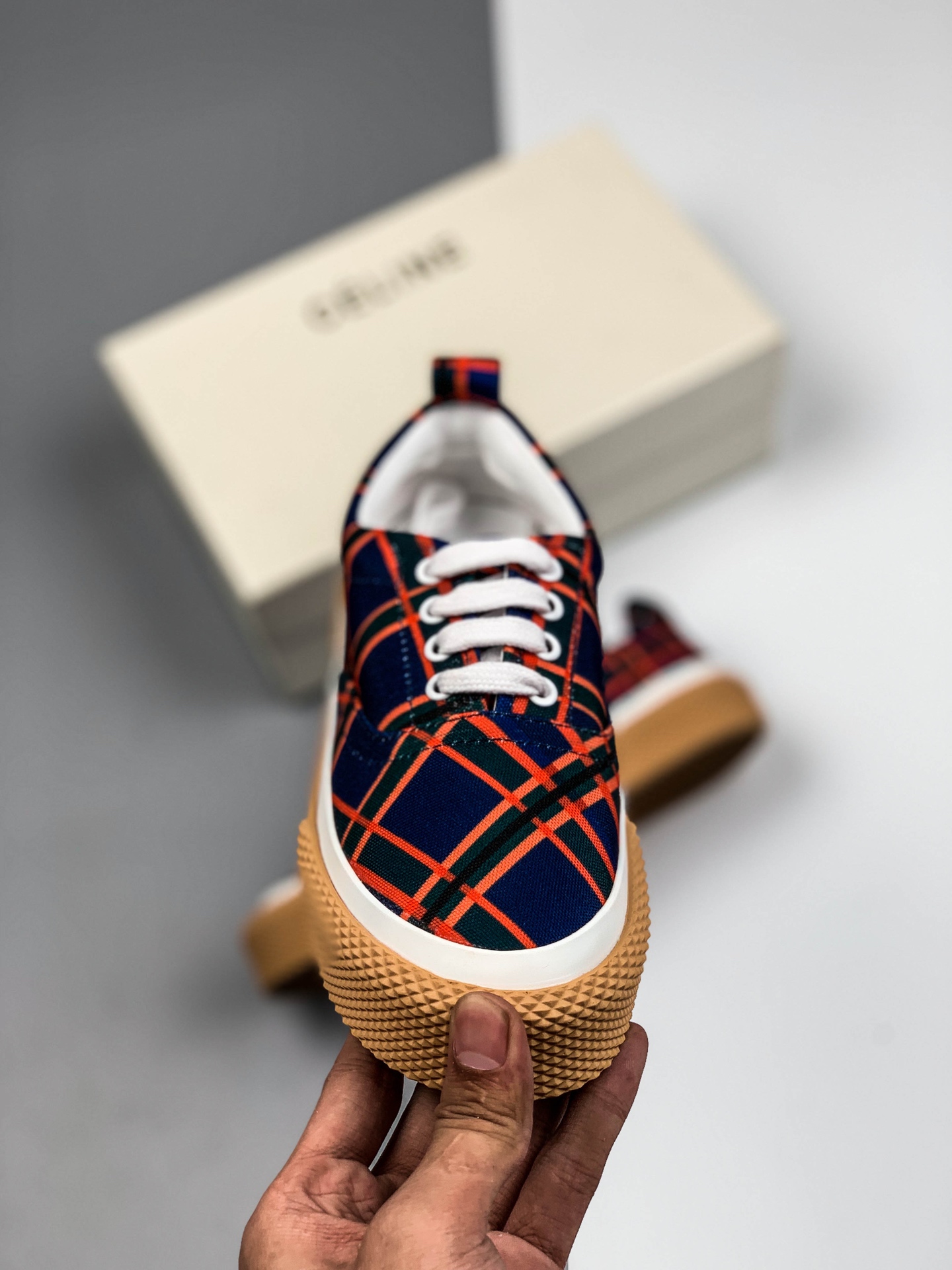 99 Celine 赛琳 19SS小白鞋 网红爆款  CE帆布复古鞋 国内都无现货 秋夏百搭款