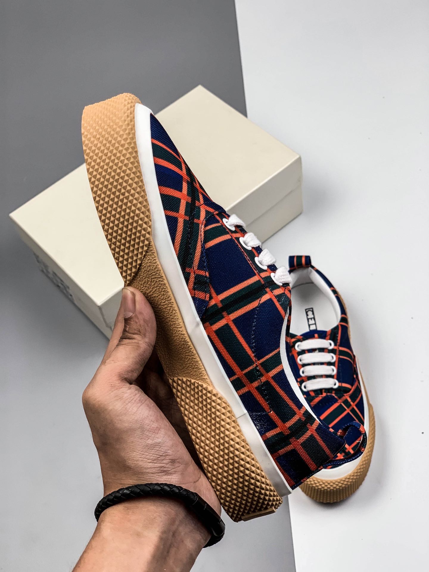 99 Celine 赛琳 19SS小白鞋 网红爆款  CE帆布复古鞋 国内都无现货 秋夏百搭款