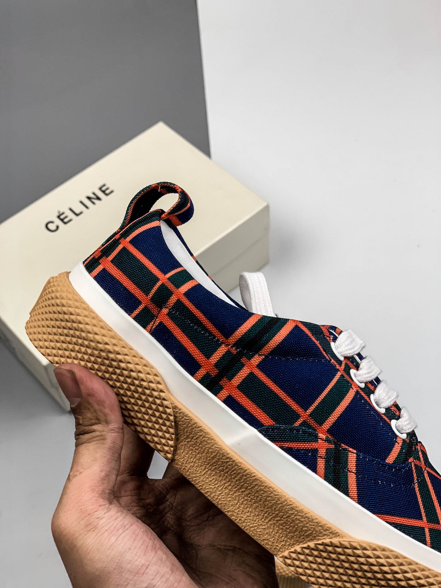 99 Celine 赛琳 19SS小白鞋 网红爆款  CE帆布复古鞋 国内都无现货 秋夏百搭款