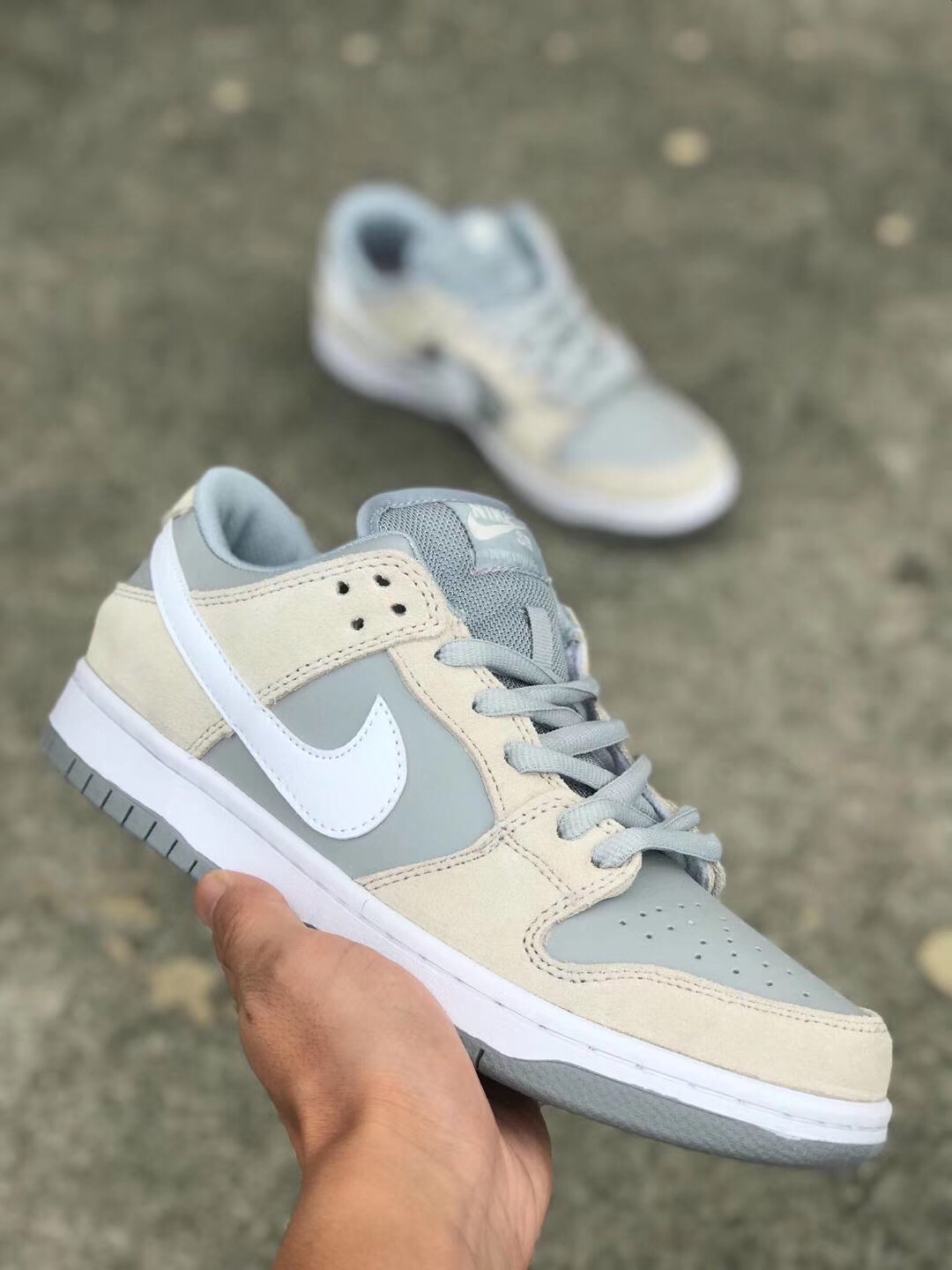 140NIKE SB DUNK LOW TRD 耐克滑板鞋 北极熊 顶峰白 AR0778-001