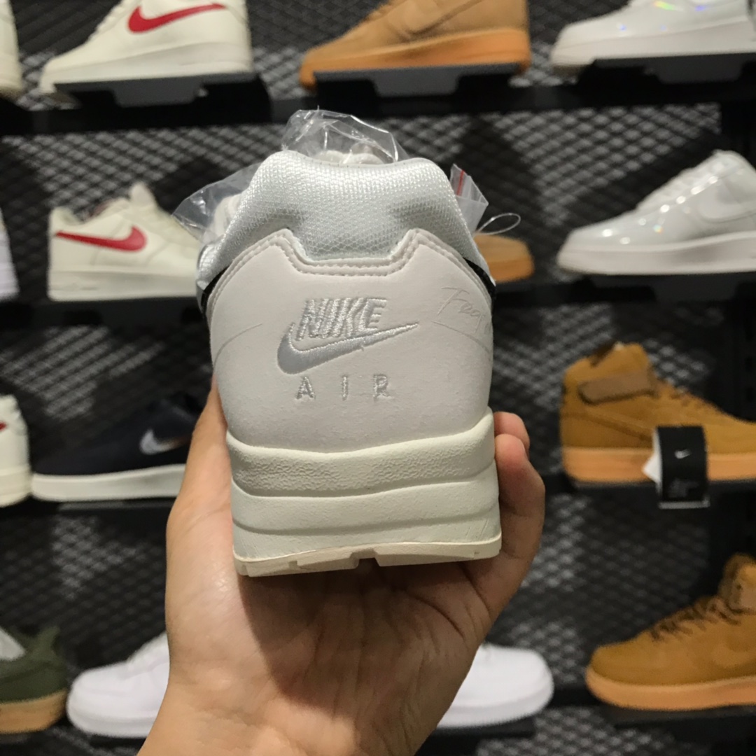 150  实体店专供版本超值福利 耐克Nike Air skylon 2 x Fear of God 联名休闲黑白跑鞋 BQ2752-100