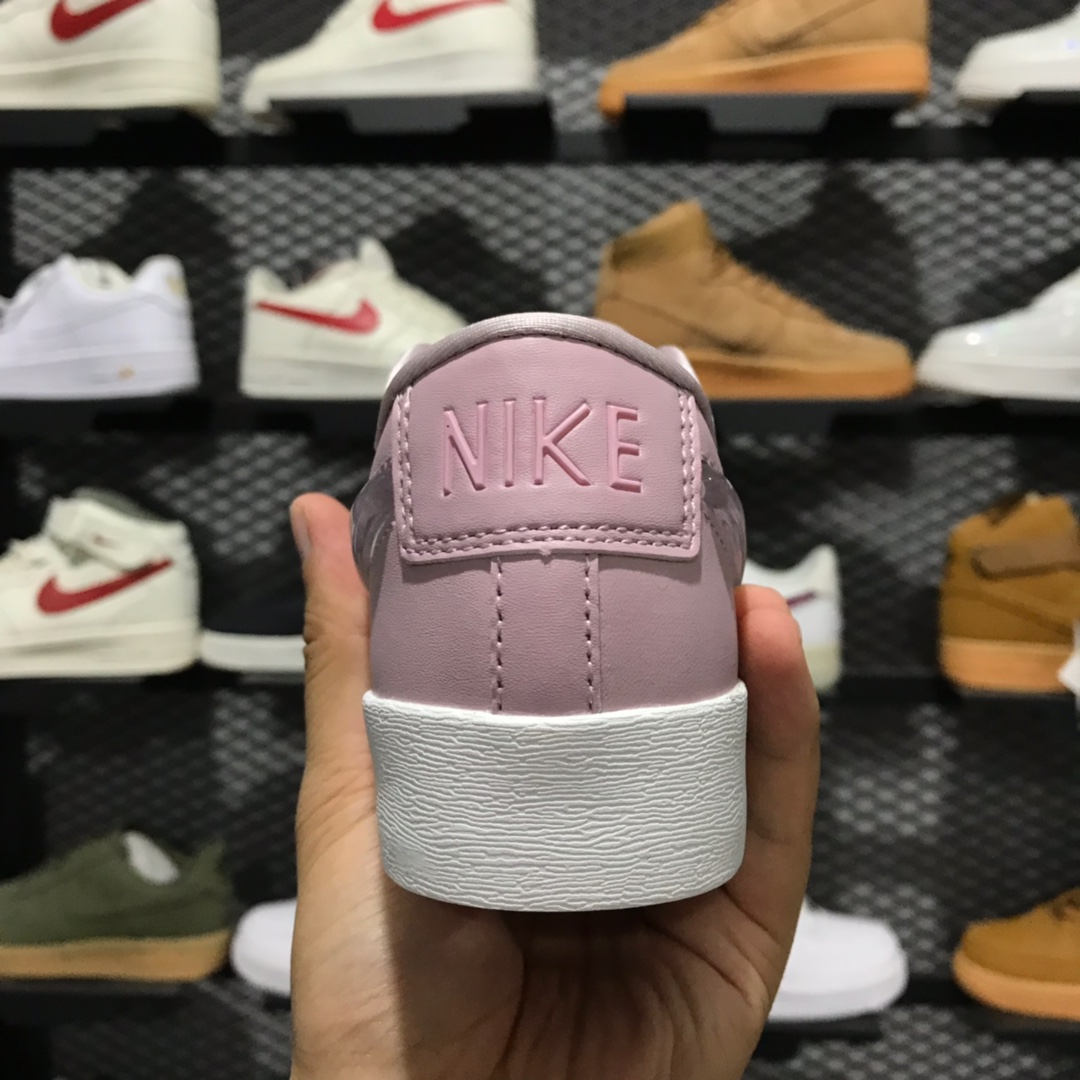 150 实体店专供版本超值福利 耐克女鞋NIKE BLAZER LOW开拓者果冻勾低帮板鞋AV9371-500