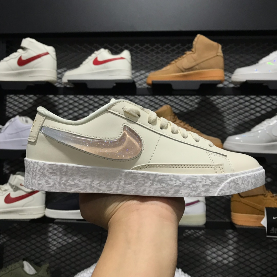 150 实体店专供版本超值福利 耐克女鞋NIKE BLAZER LOW开拓者果冻勾低帮板鞋AV9371-100
