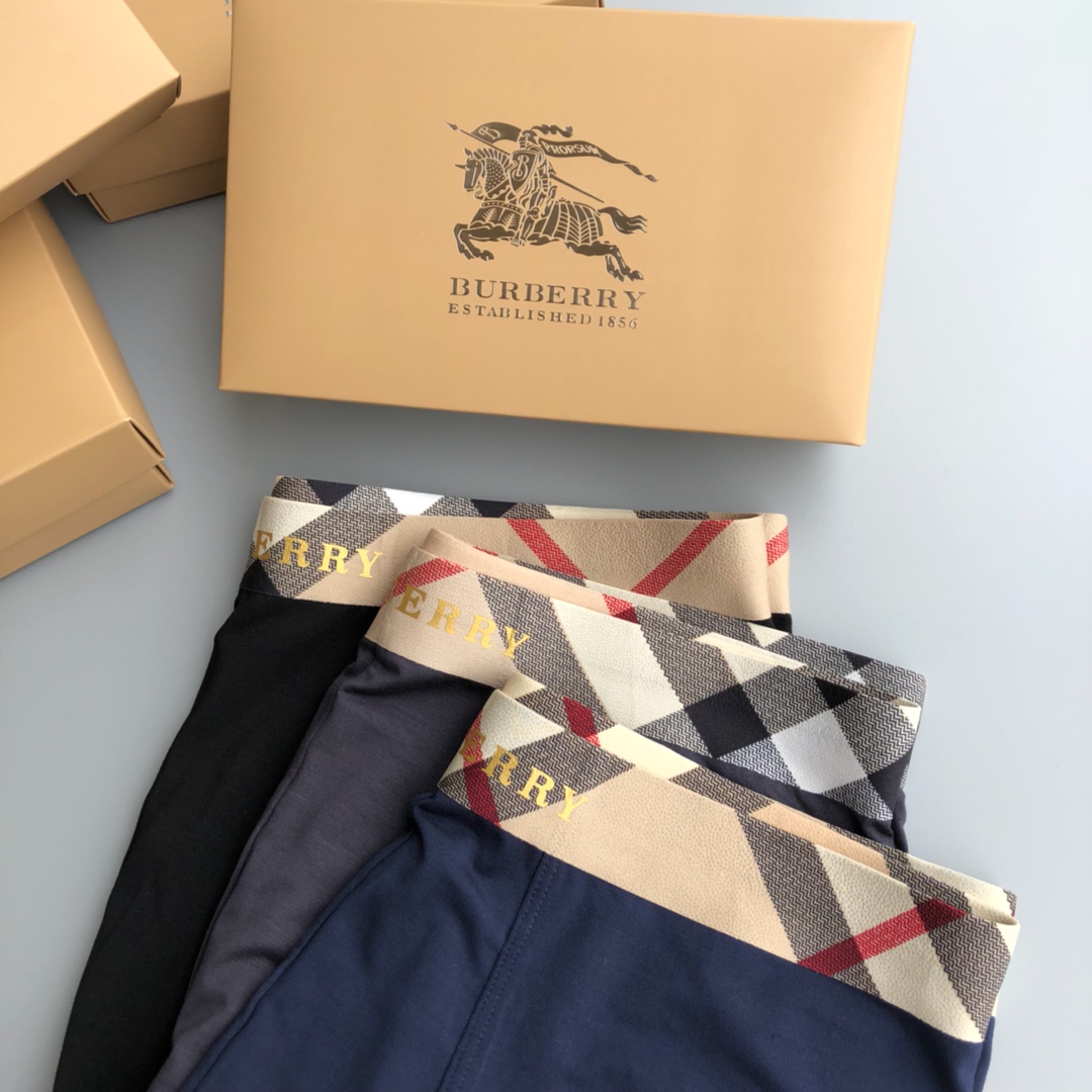  Burberry 巴宝莉！经典格子系列！时尚男士内裤！外贸国外订单，原单品质，无缝切割工艺 科学配 9