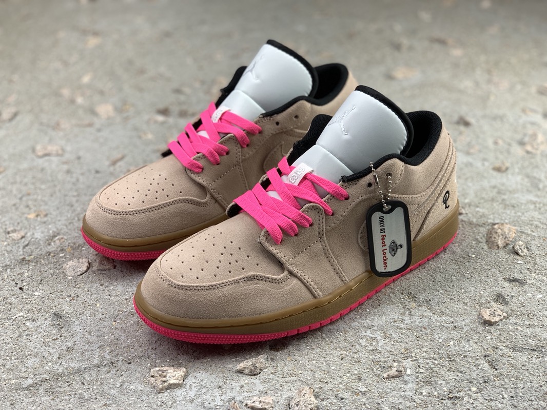 240耐克Nike Air Jordan 1 Low Suede“Beige Pink”AJ1乔丹一代低帮百搭休闲文化篮球鞋“灰白生胶淡粉”553558-119