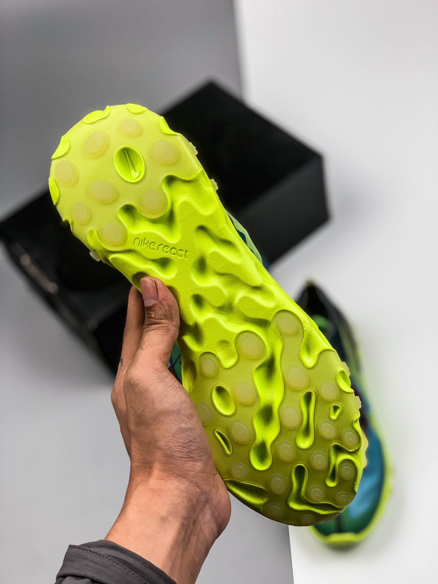 240公司级纯原版 Nike React Element 87 Undercover 高桥盾联名款 全掌气垫半透明蝉翼网纱轻盈运动鞋