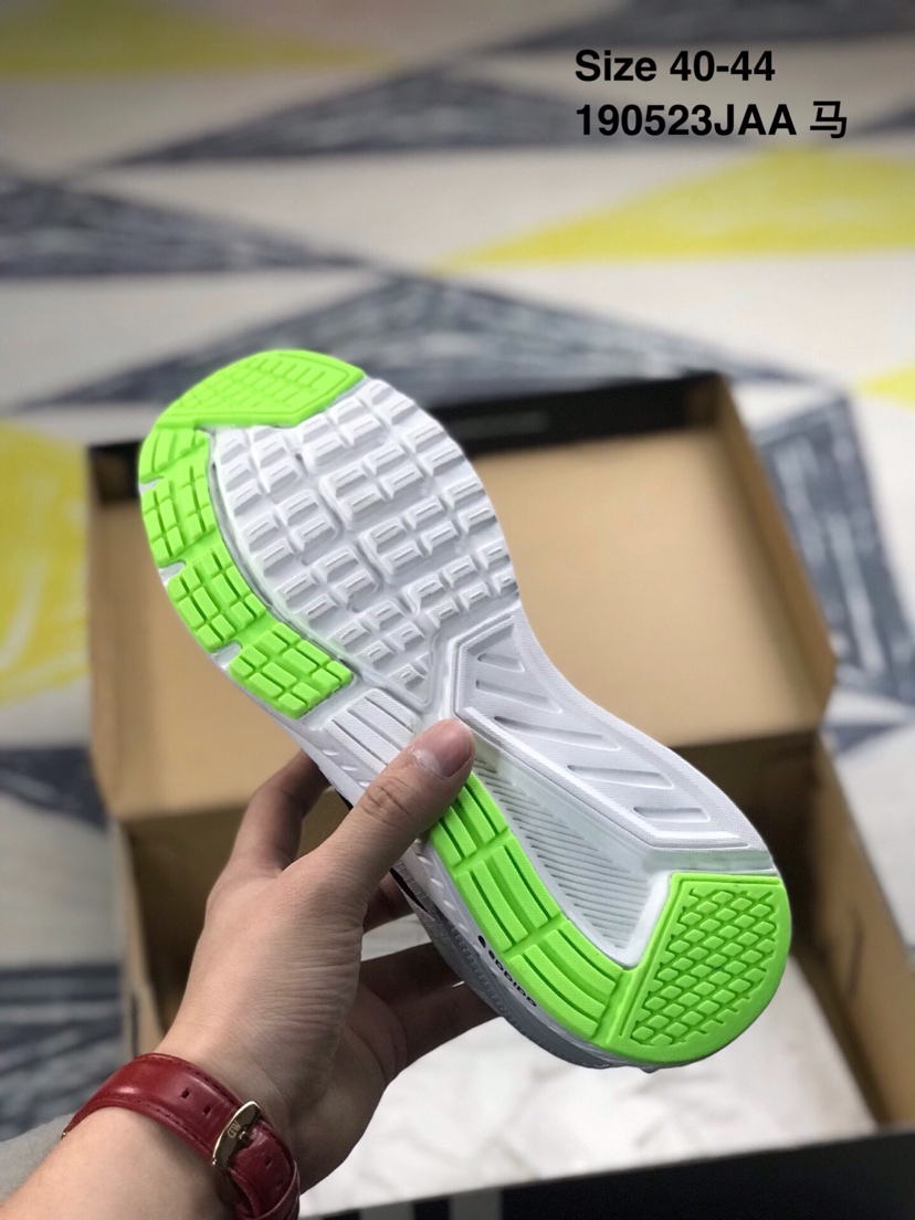 110 阿迪达斯Adidas Pureboost 三叶草编织网面透气休闲运动鞋