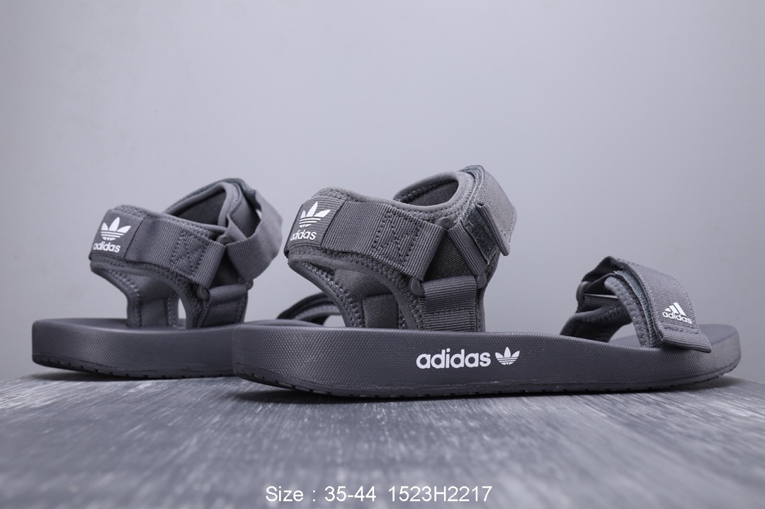 95阿迪达斯 Adidas Shoes 阿迪达斯沙滩凉鞋