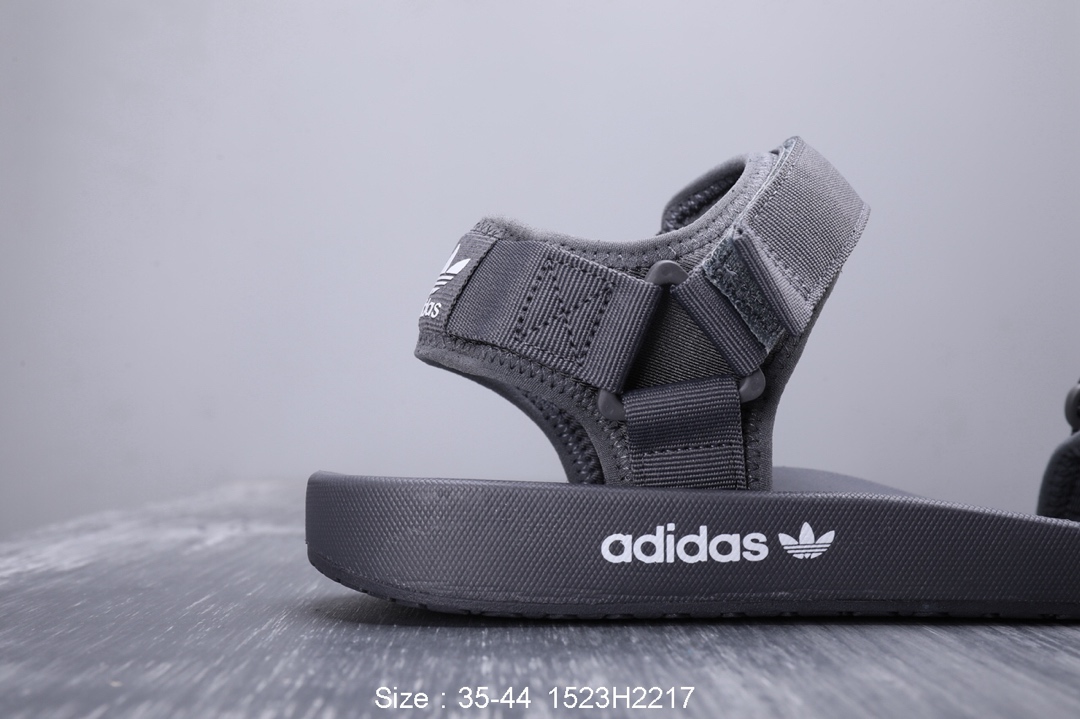 95阿迪达斯 Adidas Shoes 阿迪达斯沙滩凉鞋
