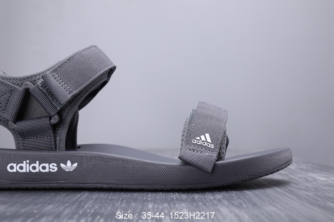 95阿迪达斯 Adidas Shoes 阿迪达斯沙滩凉鞋