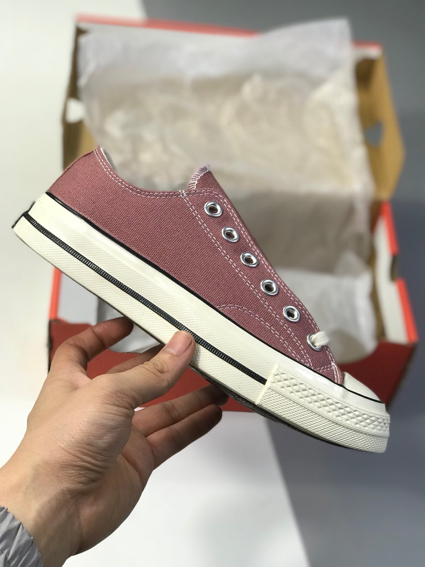 110   蓝底 双围条2019年 Converse Global 第二季度带来的全新1970s鞋款的全新升级