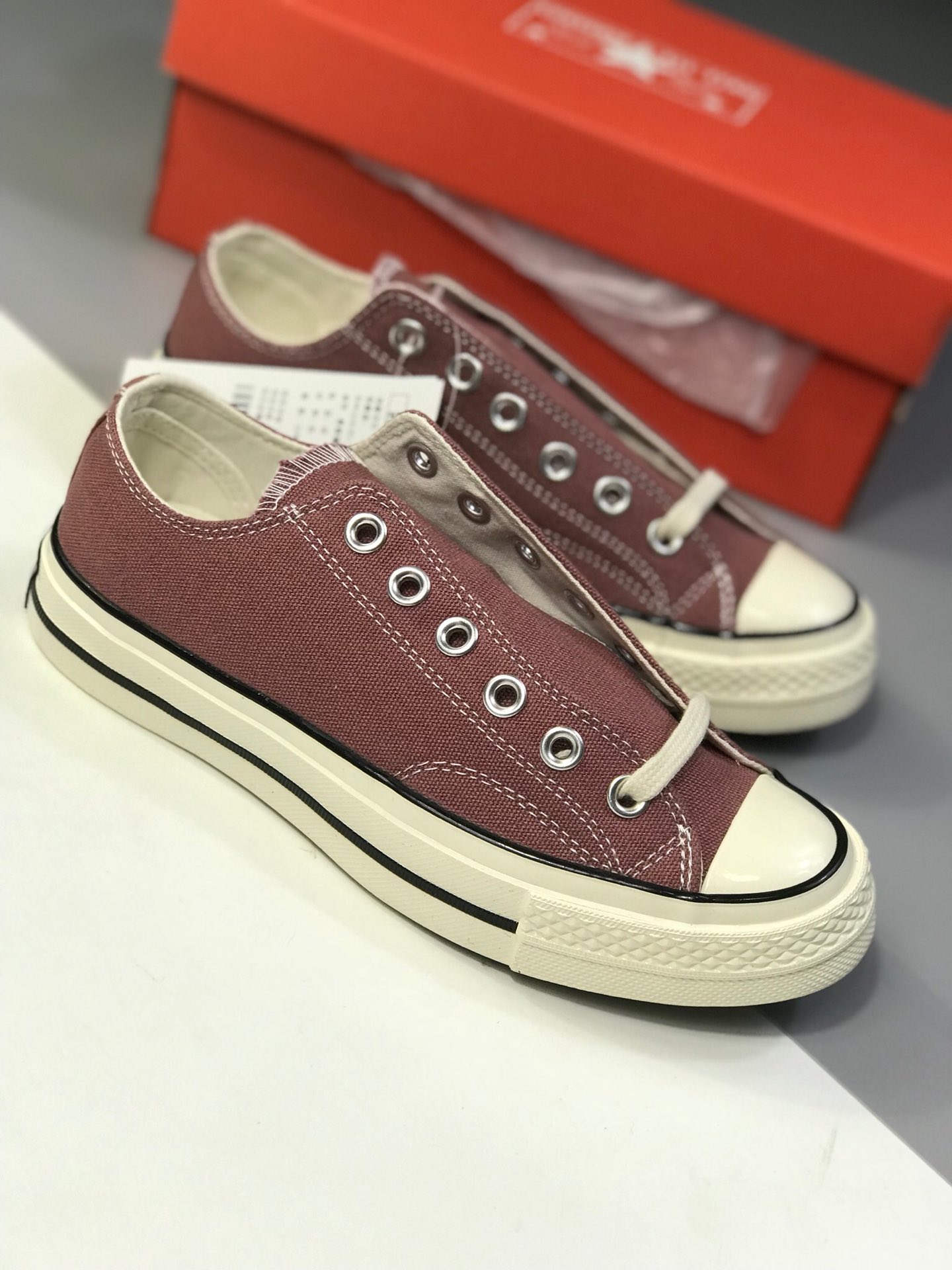 110   蓝底 双围条2019年 Converse Global 第二季度带来的全新1970s鞋款的全新升级