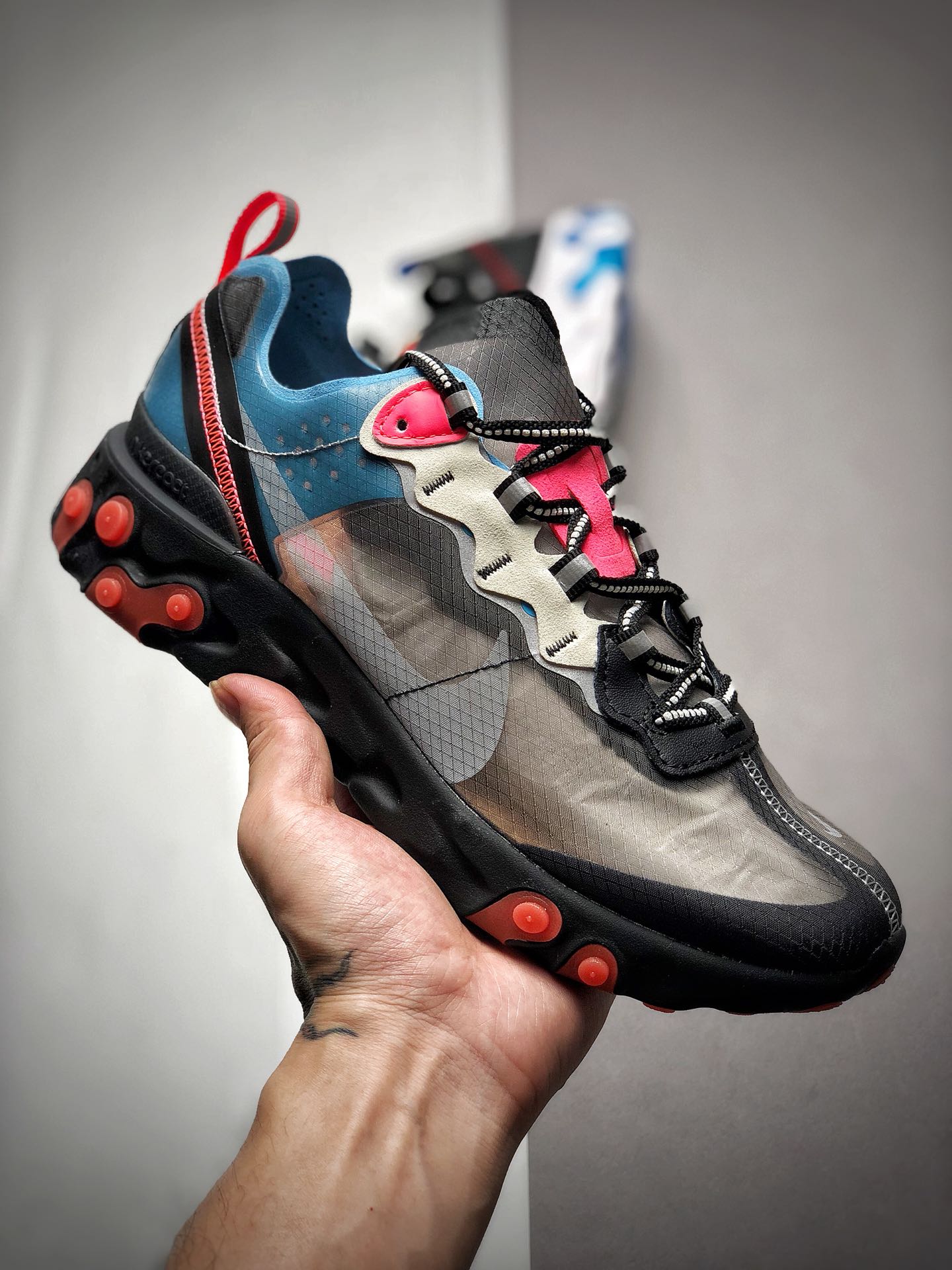 240 3M反光纯原专柜版 Nike React Element 87 高桥盾联名 全鞋采用原厂韩国进口纱网 BQ2718-300