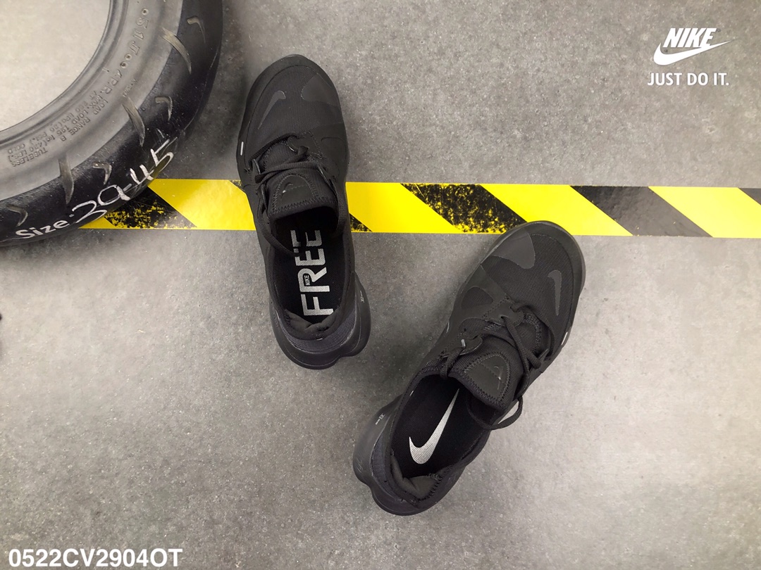 105    耐克 真标  赤足系列 Nike Free RN 5.0 肌肉跑鞋重返跑步鞋初衷