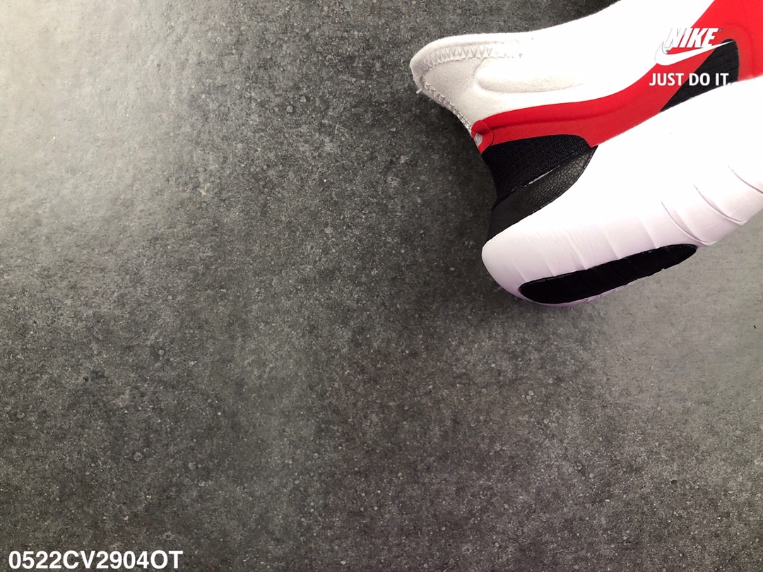 105    耐克 真标  赤足系列 Nike Free RN 5.0 肌肉跑鞋重返跑步鞋初衷