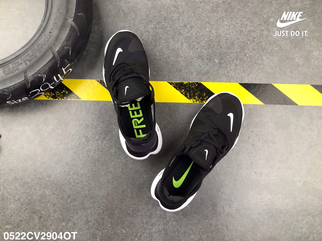 105    耐克 真标  赤足系列 Nike Free RN 5.0 肌肉跑鞋重返跑步鞋初衷