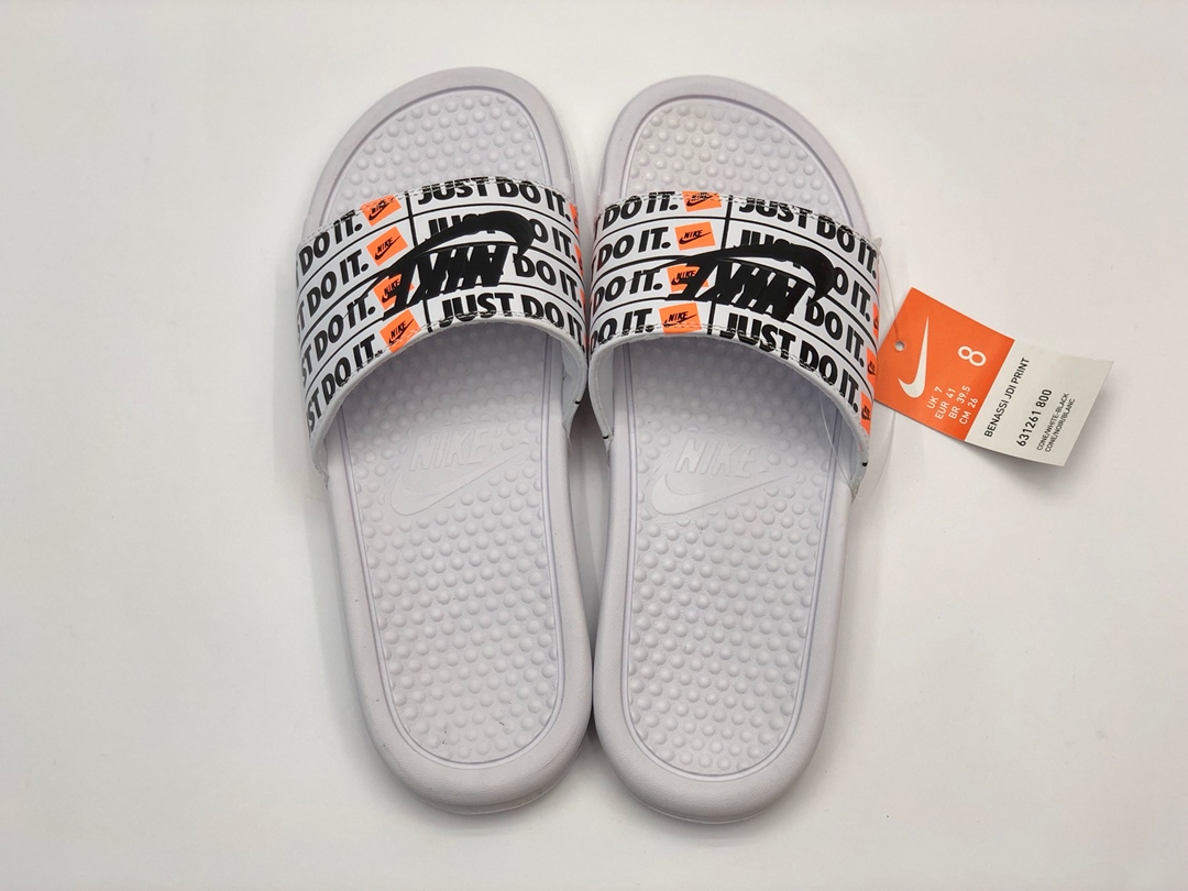 65 Nike Benassi Swoosh 夏季沙滩拖鞋 CI1954