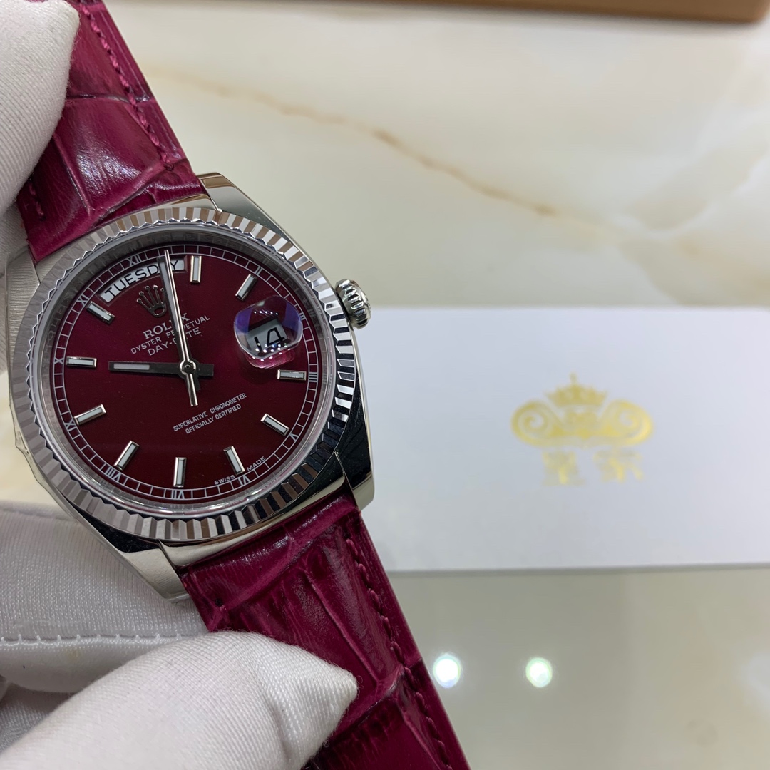Rolex 皇家 劳力士日志星期日历型系列腕表