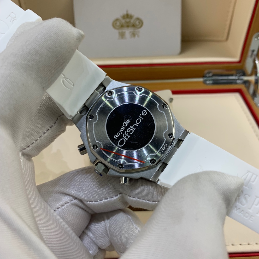 Audemars Piguet 皇家 AP爱彼皇家橡树系列女款腕表