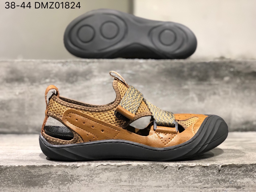 130爱步ecco 男士专属 包头凉鞋