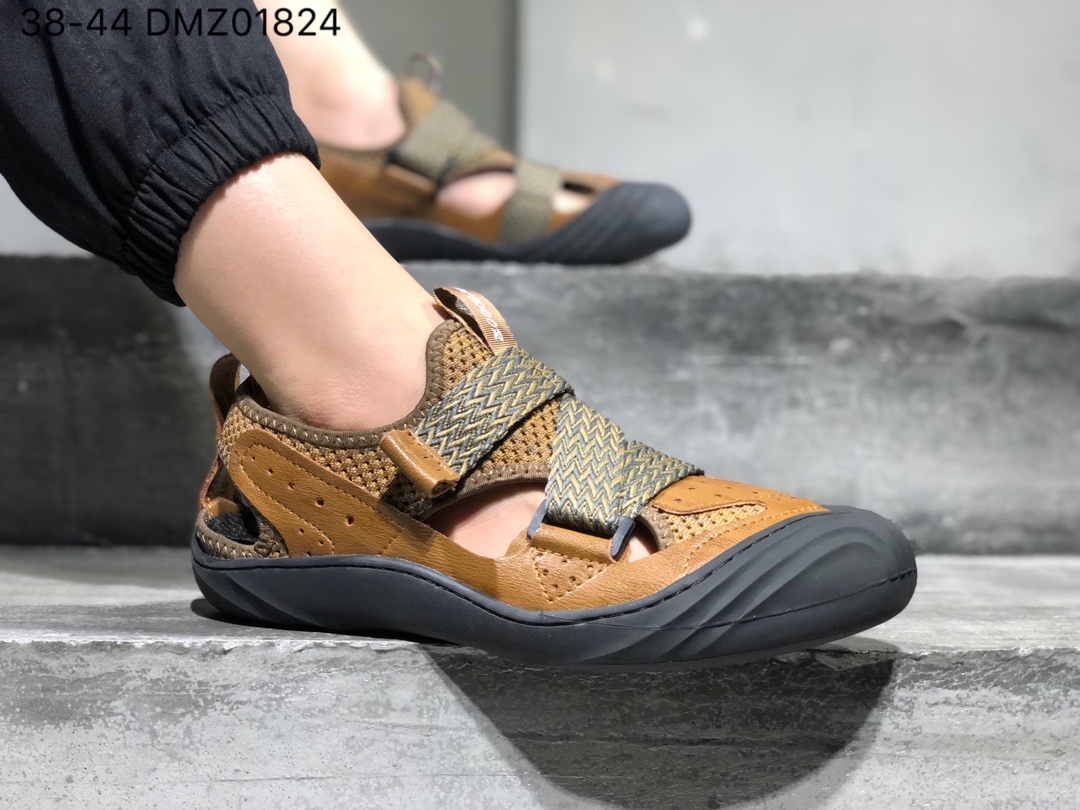 130爱步ecco 男士专属 包头凉鞋