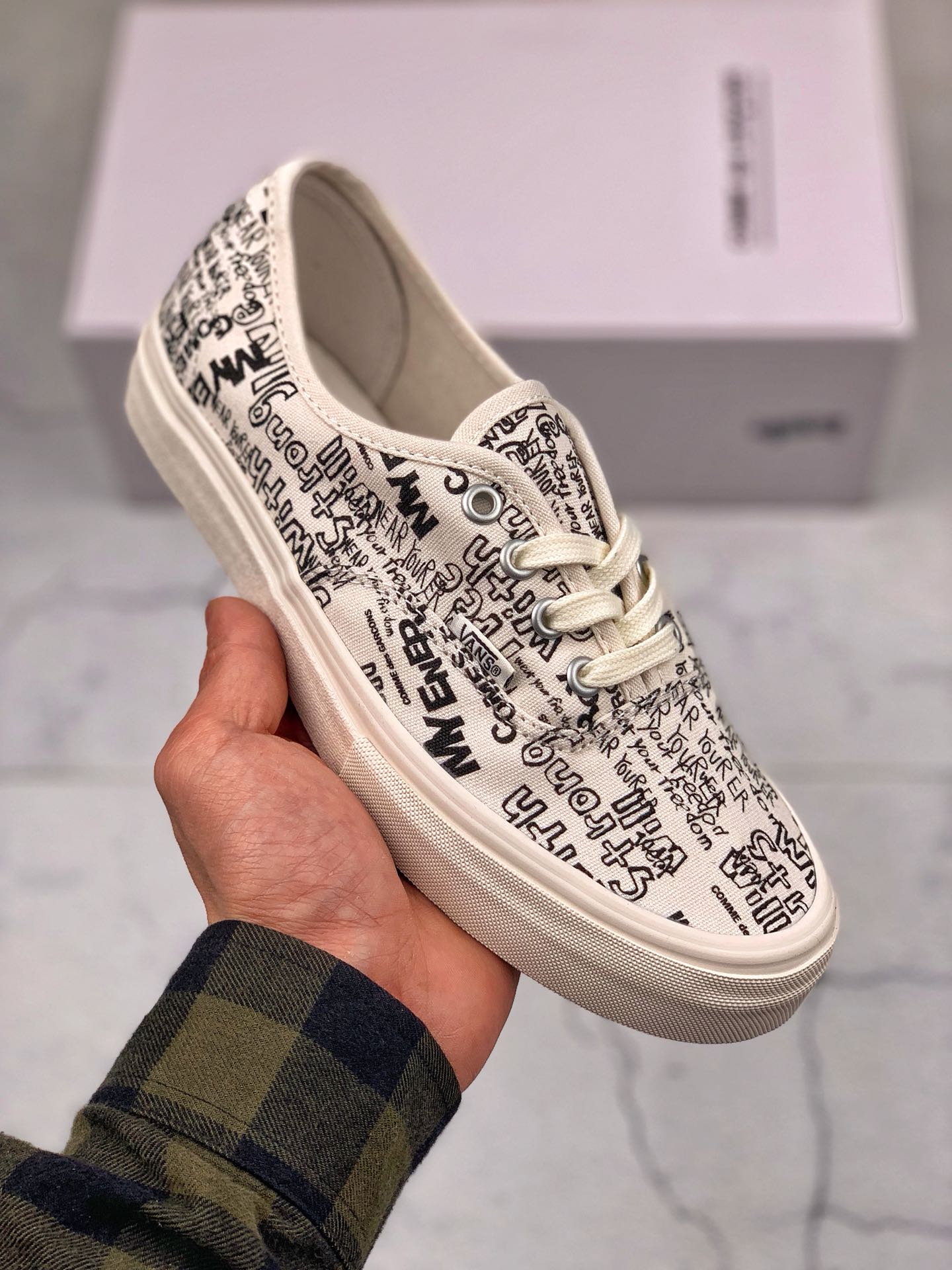 cdg vans vault
