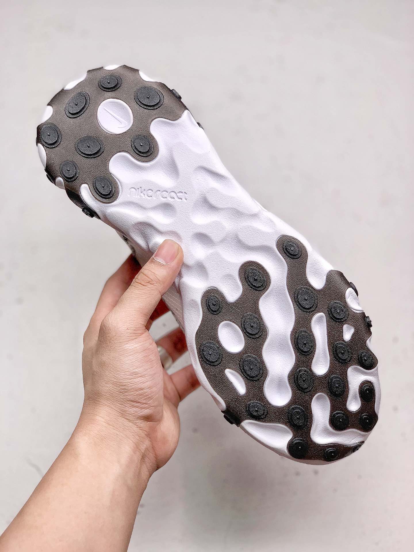 160 Nike React Element 87 极致科技极具先锋实验性质的设计核心理念