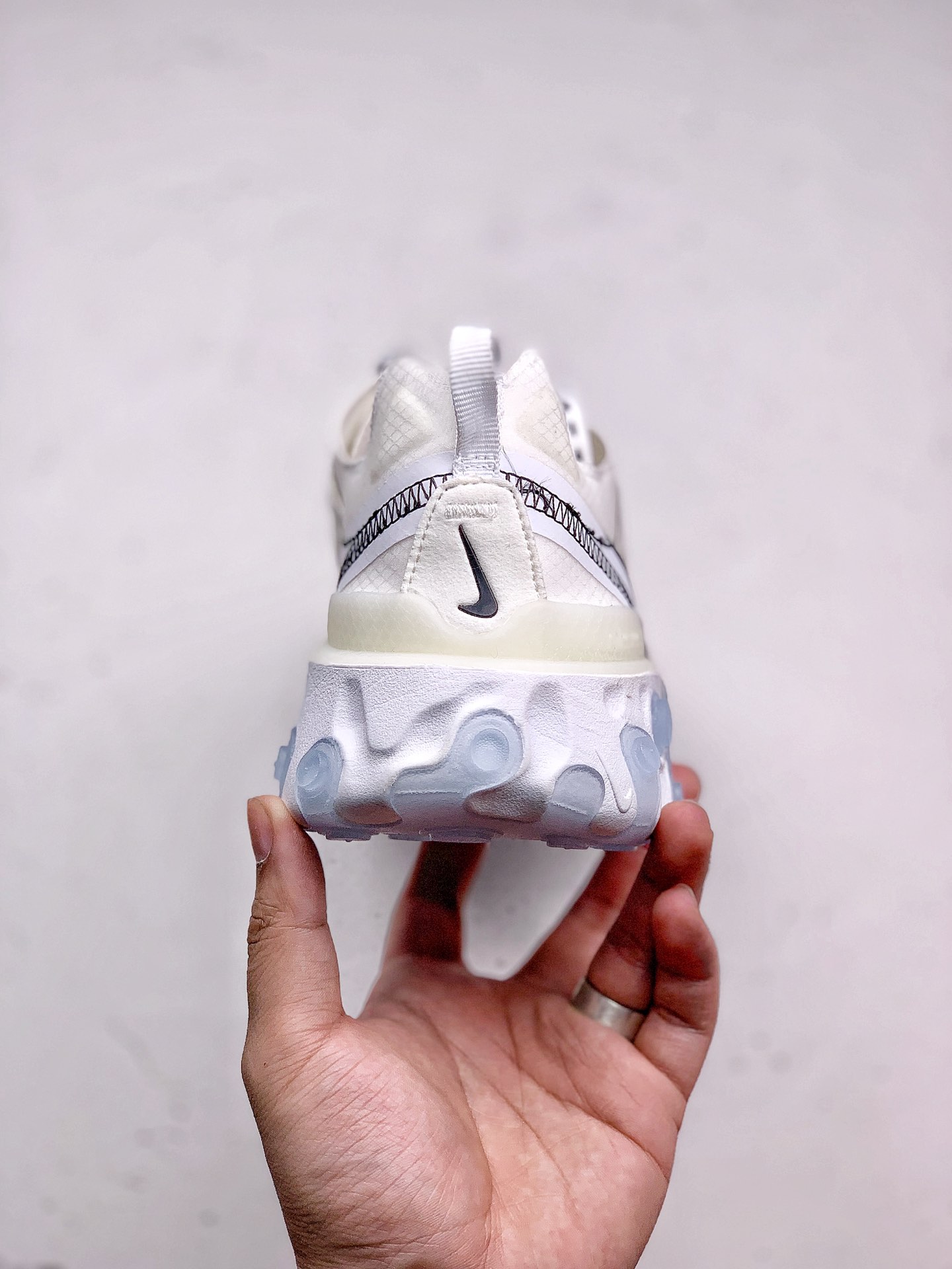 160 Nike React Element 87 极致科技极具先锋实验性质的设计核心理念