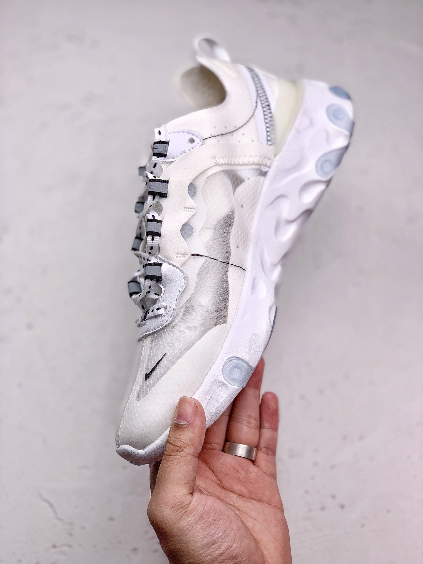 160 Nike React Element 87 极致科技极具先锋实验性质的设计核心理念
