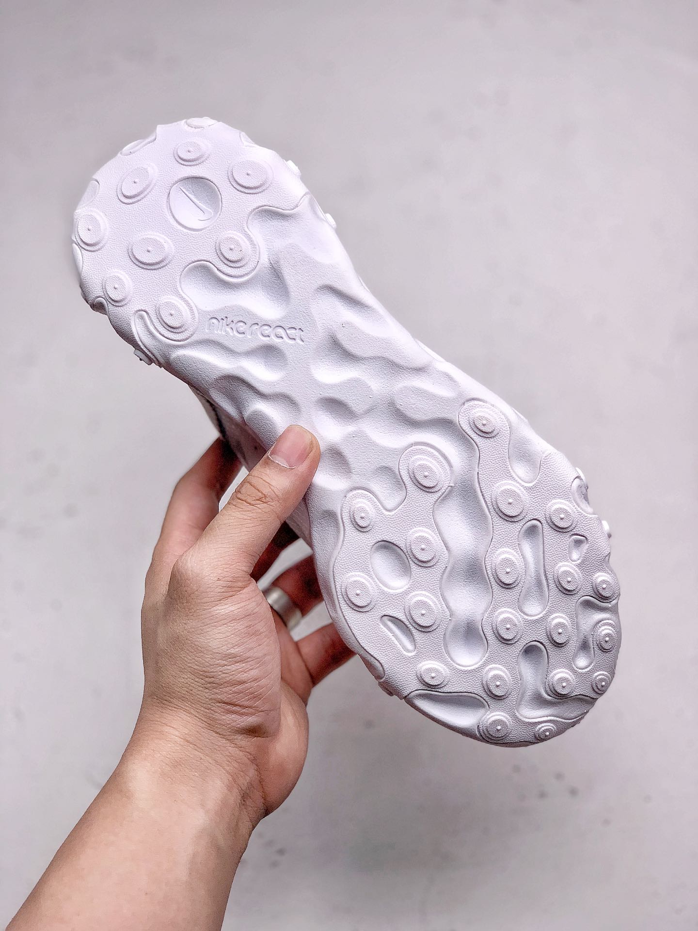 160 Nike React Element 87 极致科技极具先锋实验性质的设计核心理念