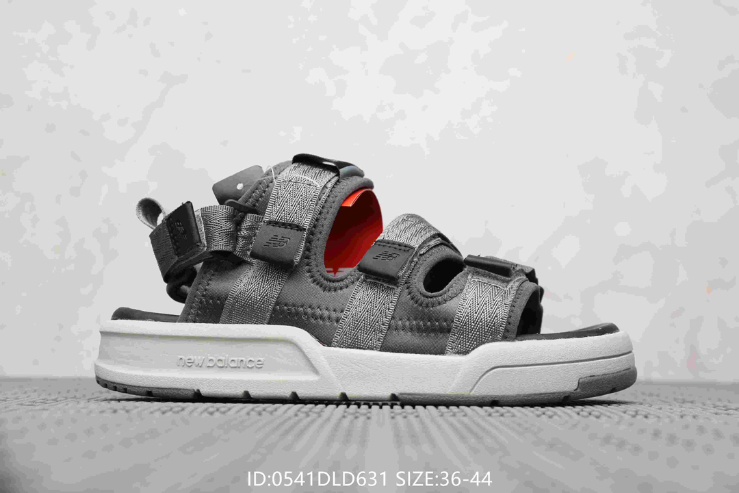 80  新百伦New Balance 双杠 魔术贴男女情侣款沙滩凉鞋