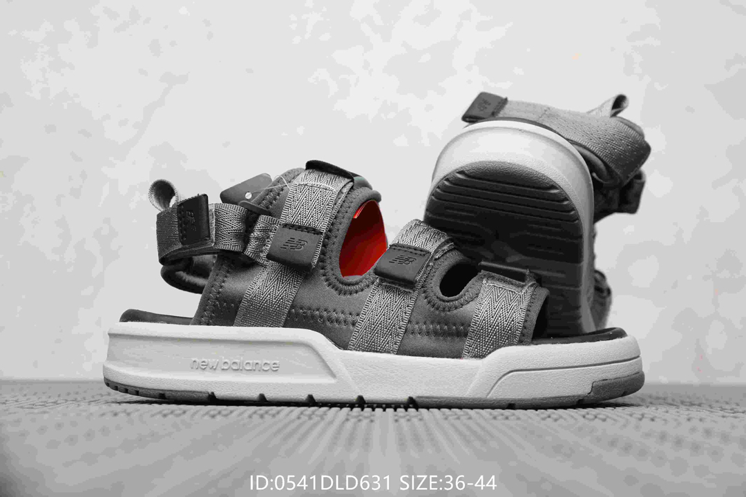 80  新百伦New Balance 双杠 魔术贴男女情侣款沙滩凉鞋
