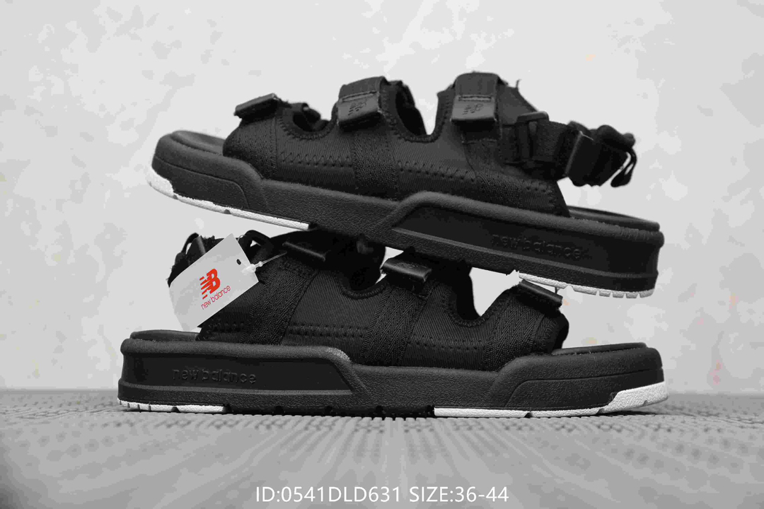 80  新百伦New Balance 双杠 魔术贴男女情侣款沙滩凉鞋