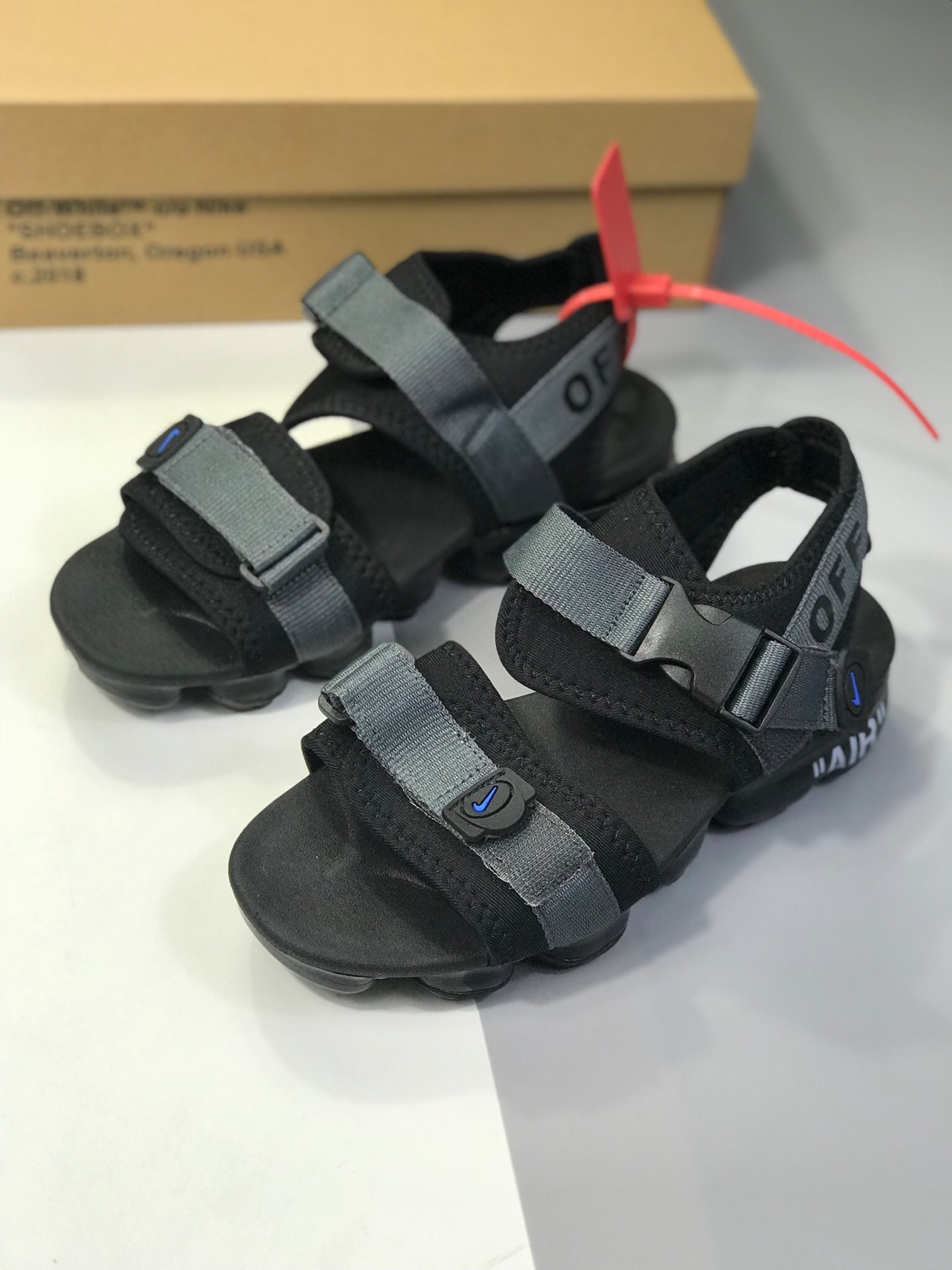 140小潘底 【耐克 Nike BLAZER 】 新品实拍篇 真标带半码2019夏季新品  Virgil Abloh设计师独立品牌蒸汽大气垫前卫沙滩凉鞋