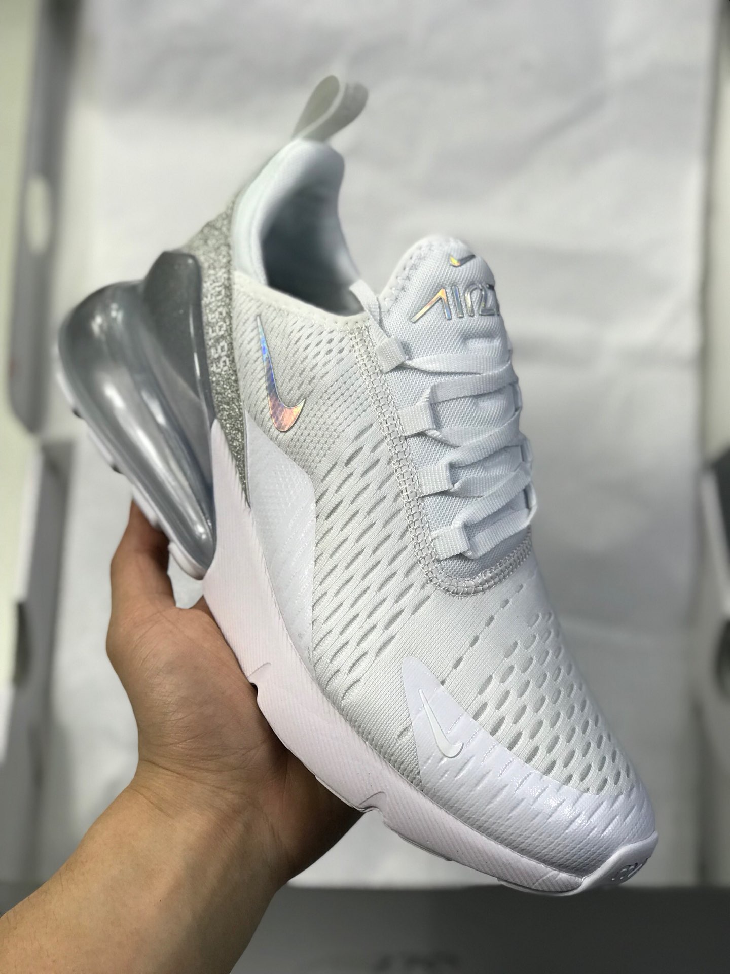 180公司级原装  NIKE AIR MAX 270 Stephanie 女子大气垫跑鞋 官网强力操作主推款CD8497-100