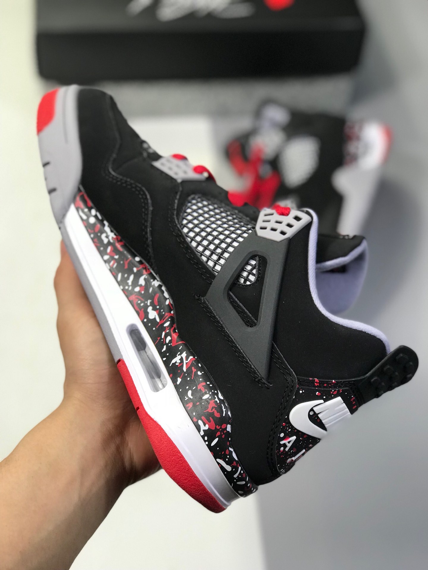 240莞产外贸订单 性价比版本Air Jordan 4 AJ4 完美版型打造，原盒配件齐全 足以碾压市场真标版本